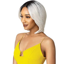 Load image into Gallery viewer, Outre Lace Part Daily Wig Goldie - Diva By QB
